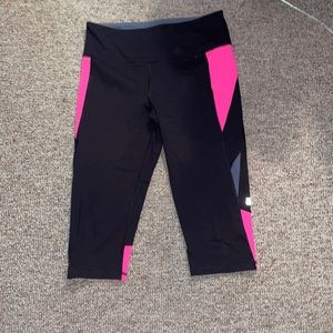 Victoria secret sport tights short. Never worn. No tags
